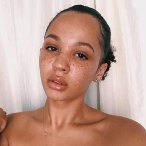 Meet your Posher, Summer